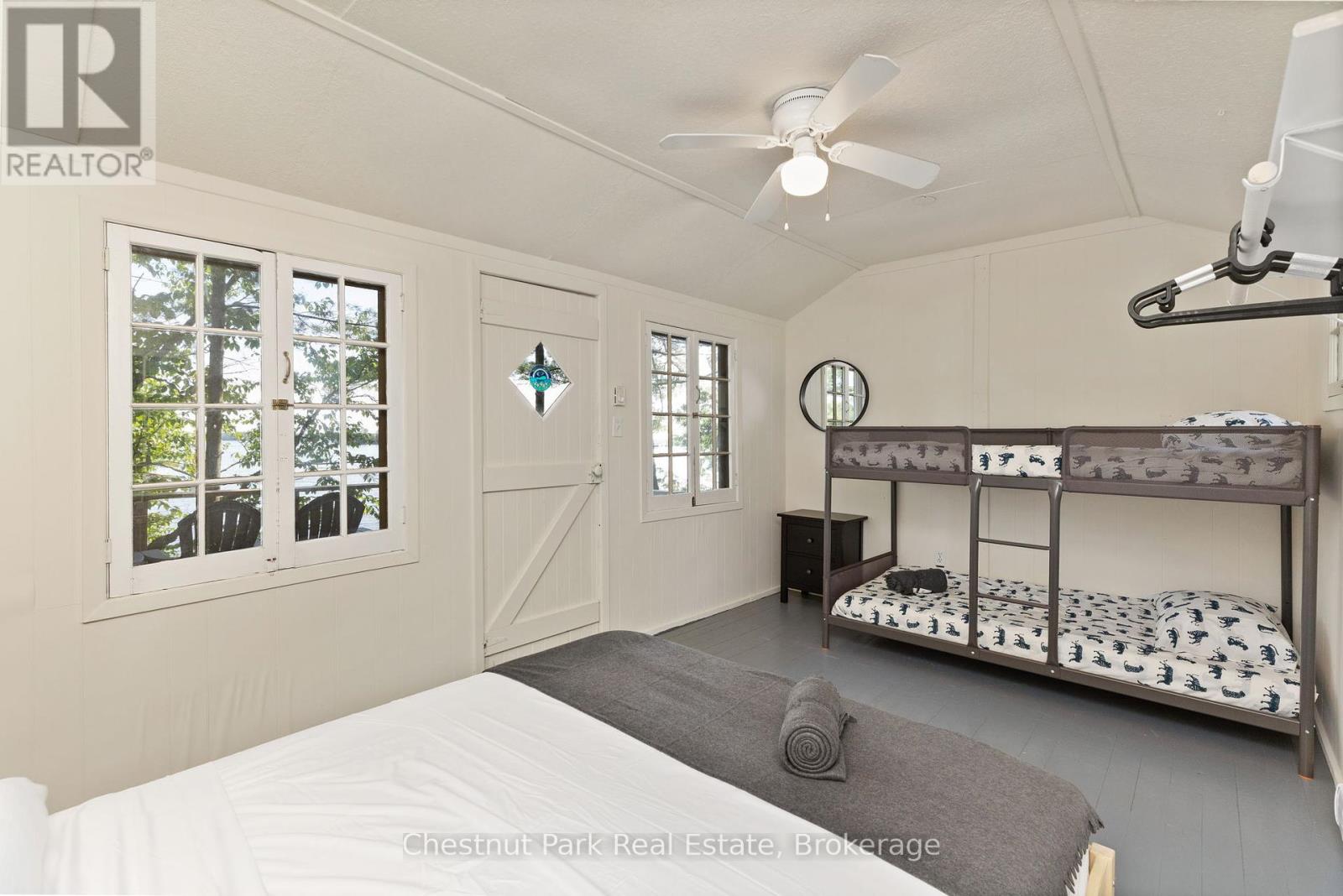 29 Island 26lm, Gravenhurst, Ontario  P1P 1R2 - Photo 37 - X12035465