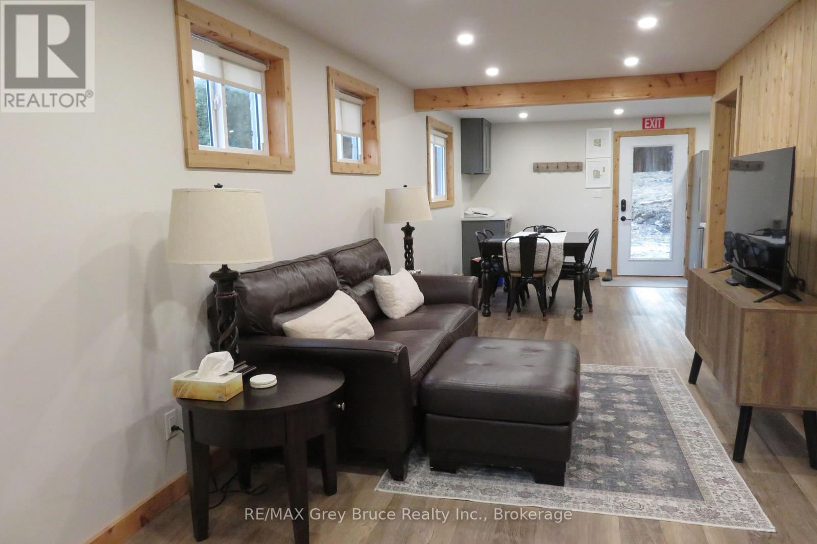 597 Stokes Bay Road, Northern Bruce Peninsula, Ontario  N0H 2M0 - Photo 13 - X12035668