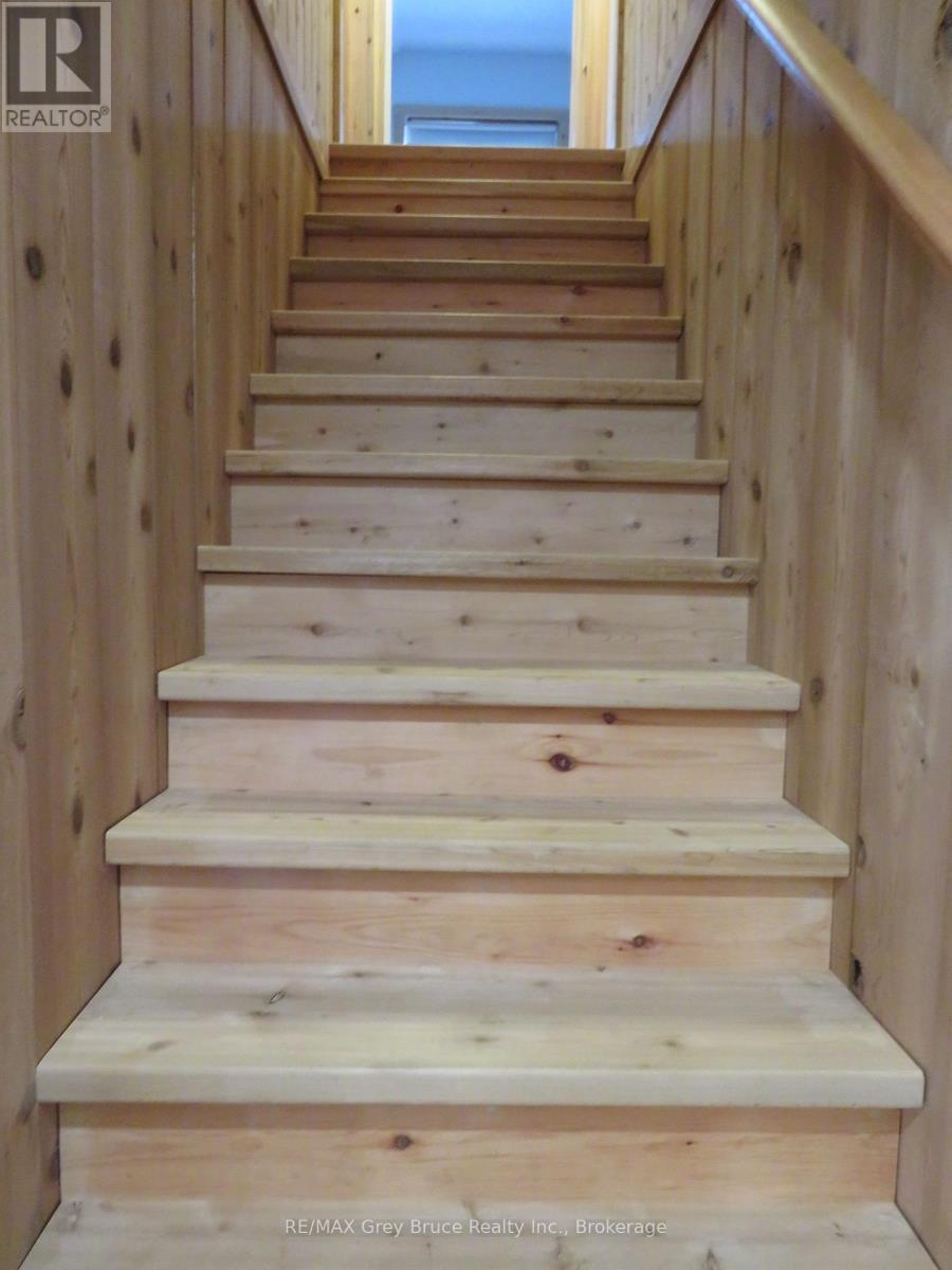 597 Stokes Bay Road, Northern Bruce Peninsula, Ontario  N0H 2M0 - Photo 22 - X12035668