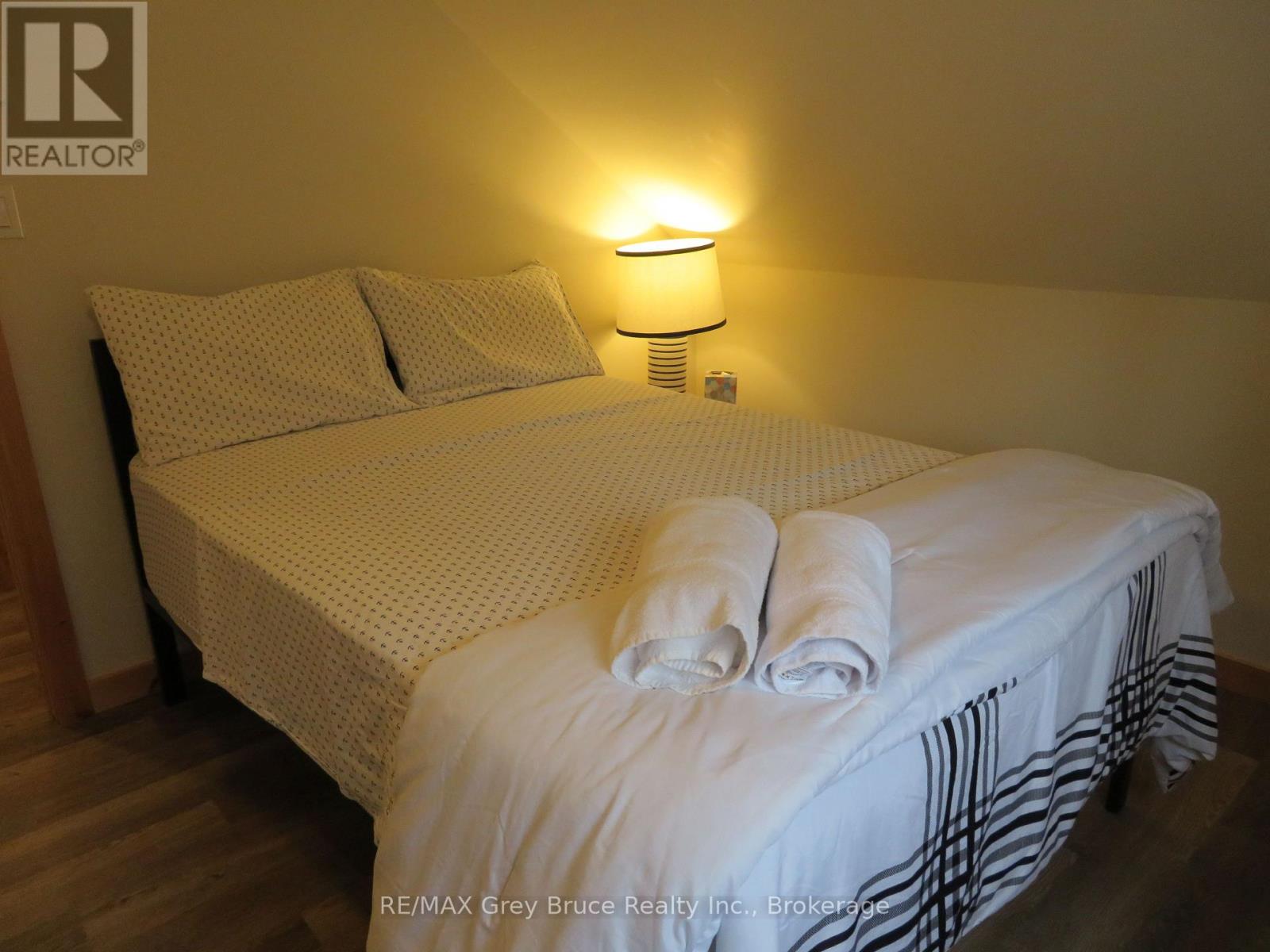 597 Stokes Bay Road, Northern Bruce Peninsula, Ontario  N0H 2M0 - Photo 24 - X12035668
