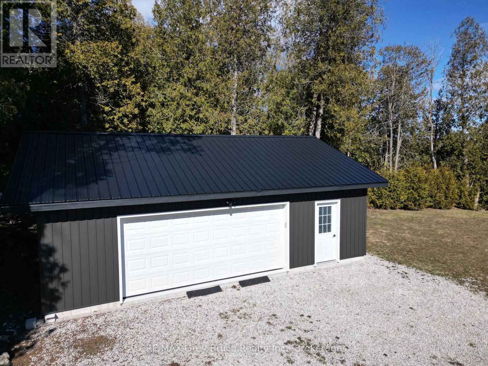 597 Stokes Bay Road, Northern Bruce Peninsula, Ontario  N0H 2M0 - Photo 3 - X12035668