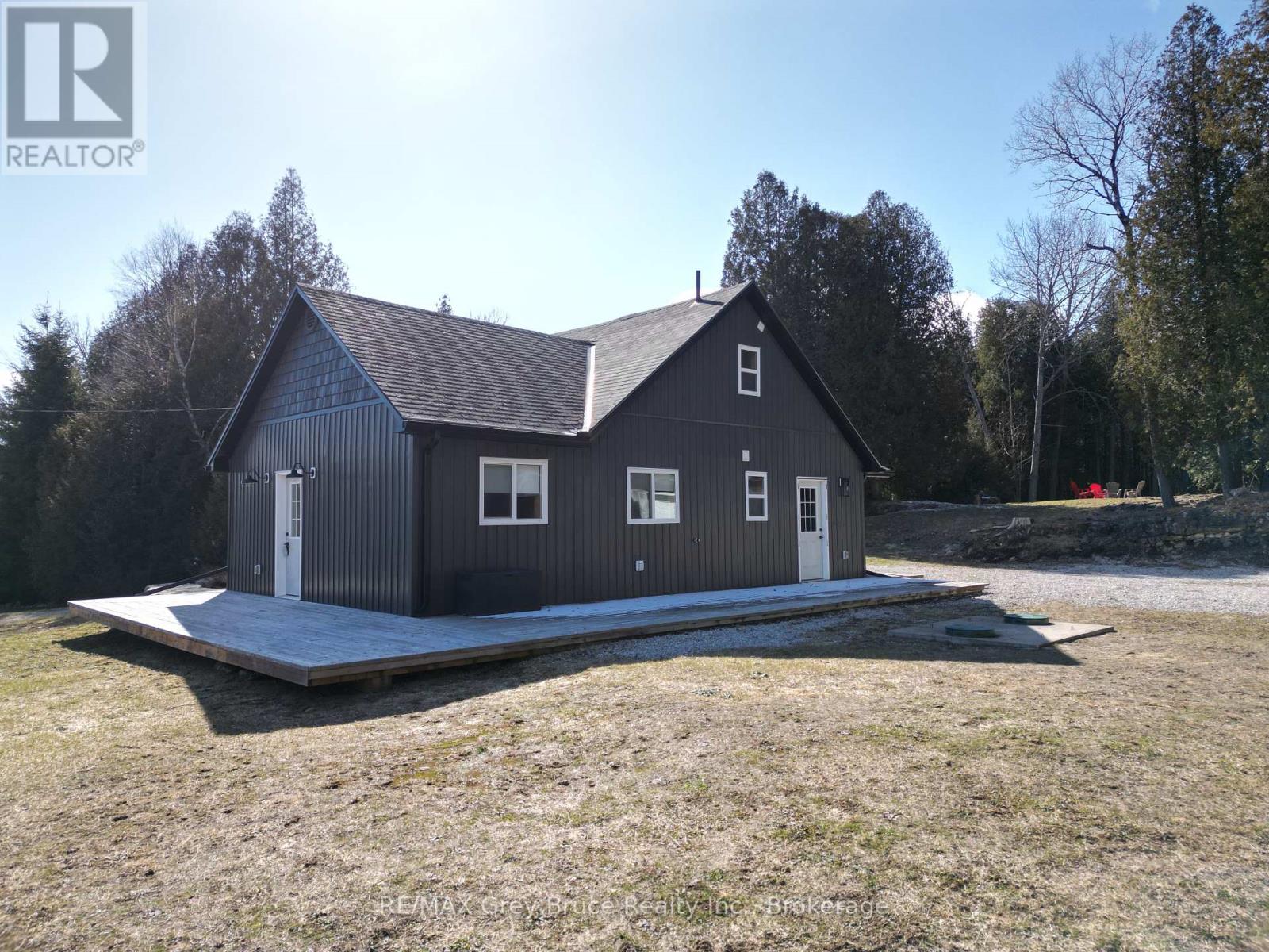 597 Stokes Bay Road, Northern Bruce Peninsula, Ontario  N0H 2M0 - Photo 37 - X12035668