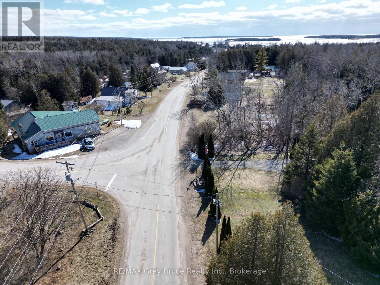 597 Stokes Bay Road, Northern Bruce Peninsula, Ontario  N0H 2M0 - Photo 40 - X12035668