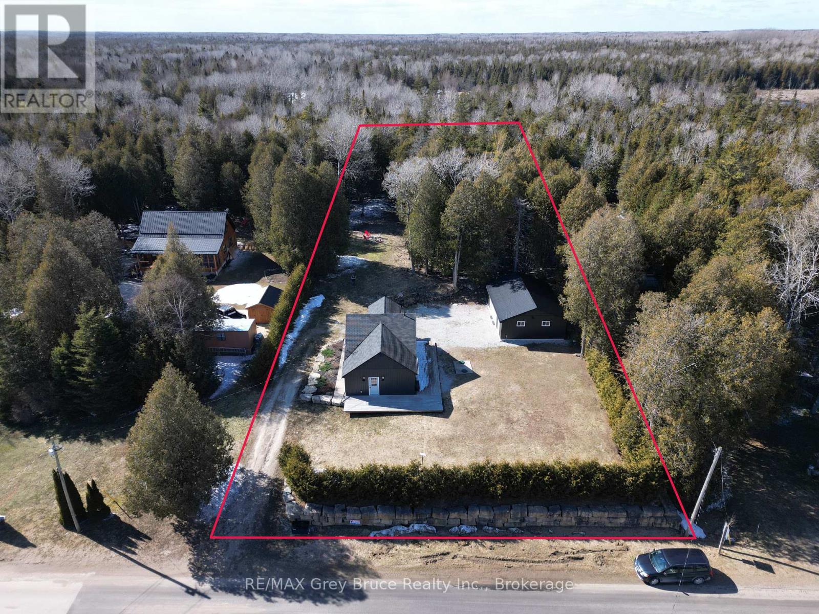 597 Stokes Bay Road, Northern Bruce Peninsula, Ontario  N0H 2M0 - Photo 41 - X12035668
