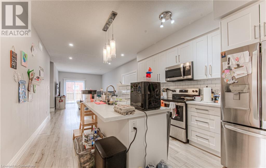 204 Fifth Avenue, Kitchener, Ontario  N2C 1P7 - Photo 7 - 40709245