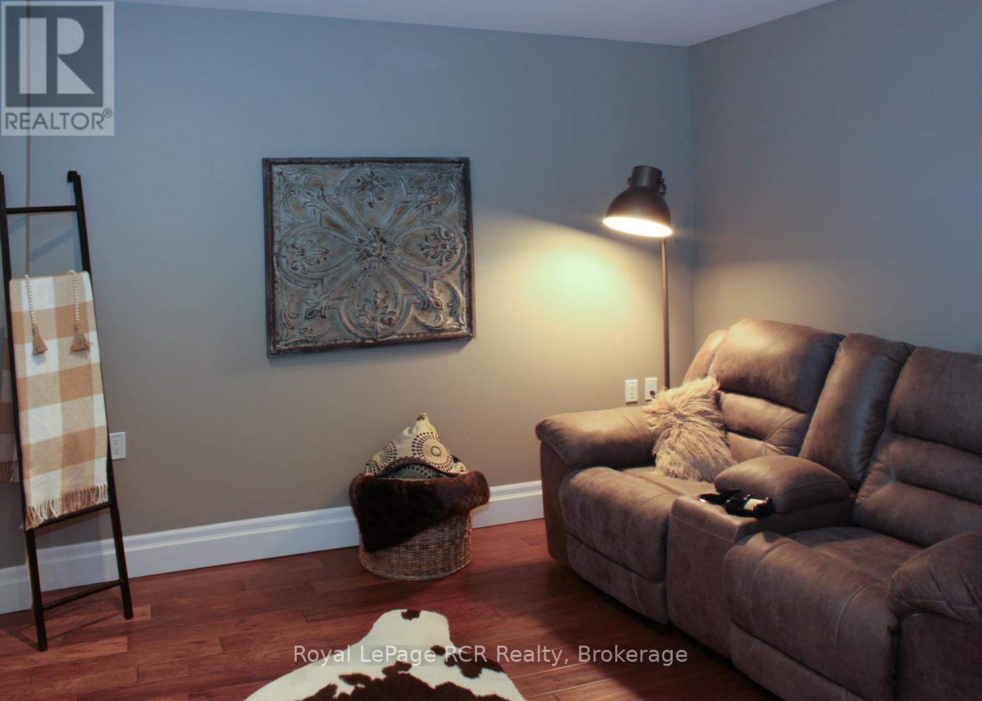 311 - 945 3rd Avenue E, Owen Sound, Ontario  N4K 2K8 - Photo 5 - X12036561