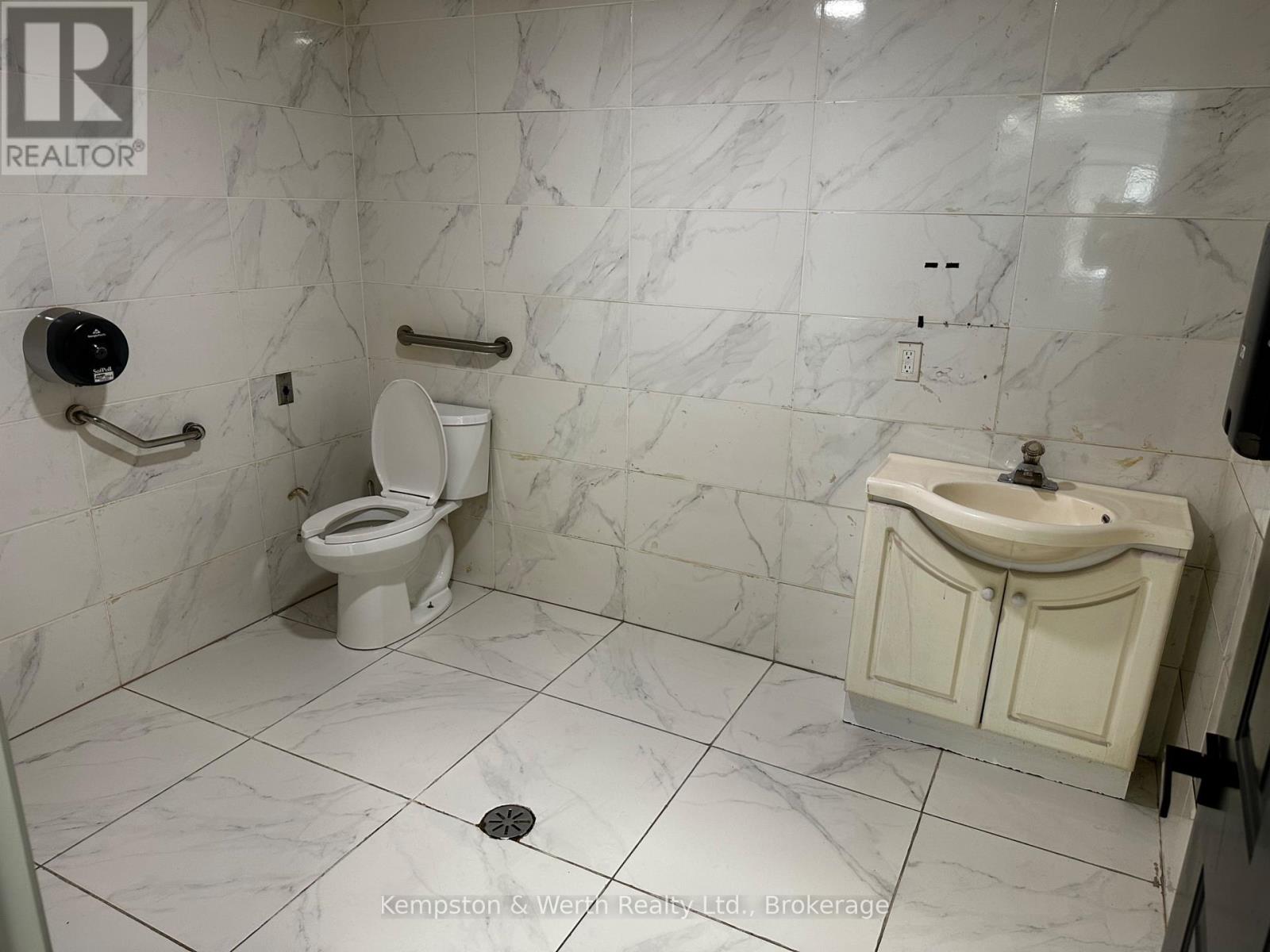 245 Main Street W, North Perth, Ontario  N4W 1A3 - Photo 13 - X12037498