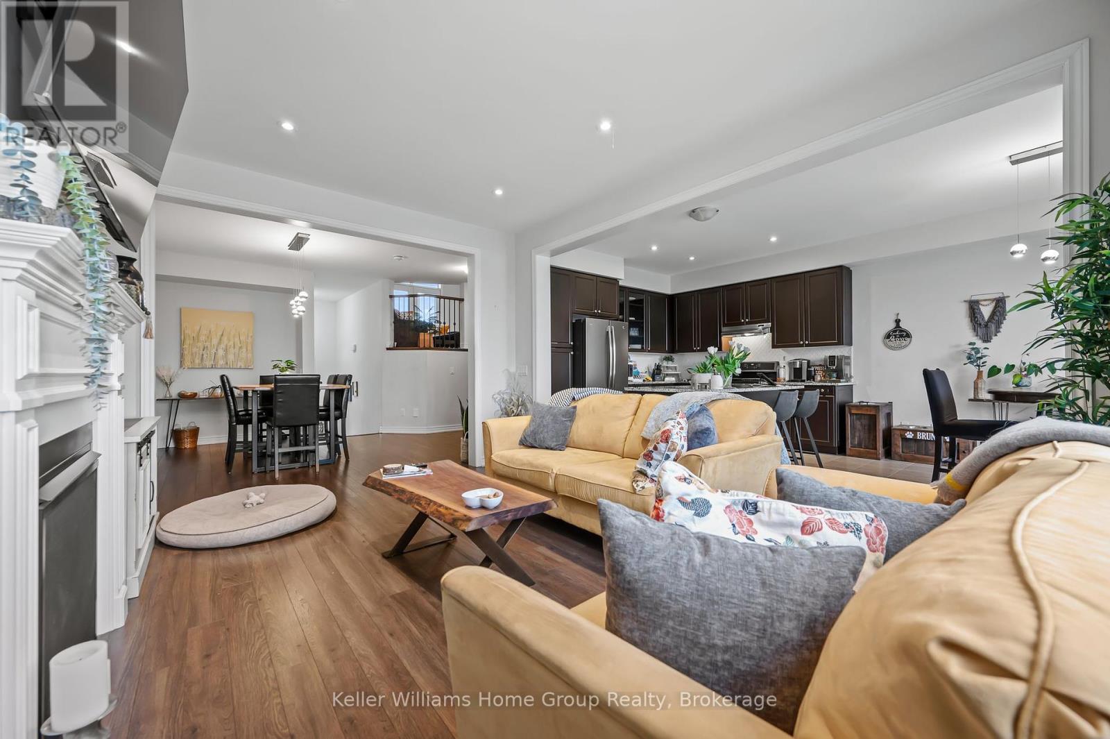 31 Kay Crescent, Centre Wellington, Ontario  N1M 2B2 - Photo 6 - X12038504