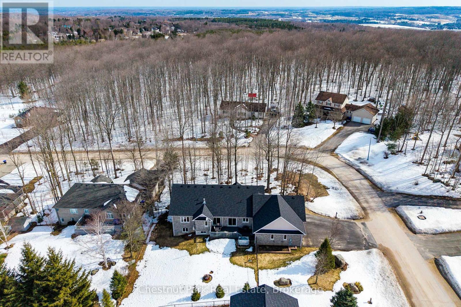 28 Boyd Crescent, Oro-Medonte, Ontario  L0K 1N0 - Photo 5 - S12039913
