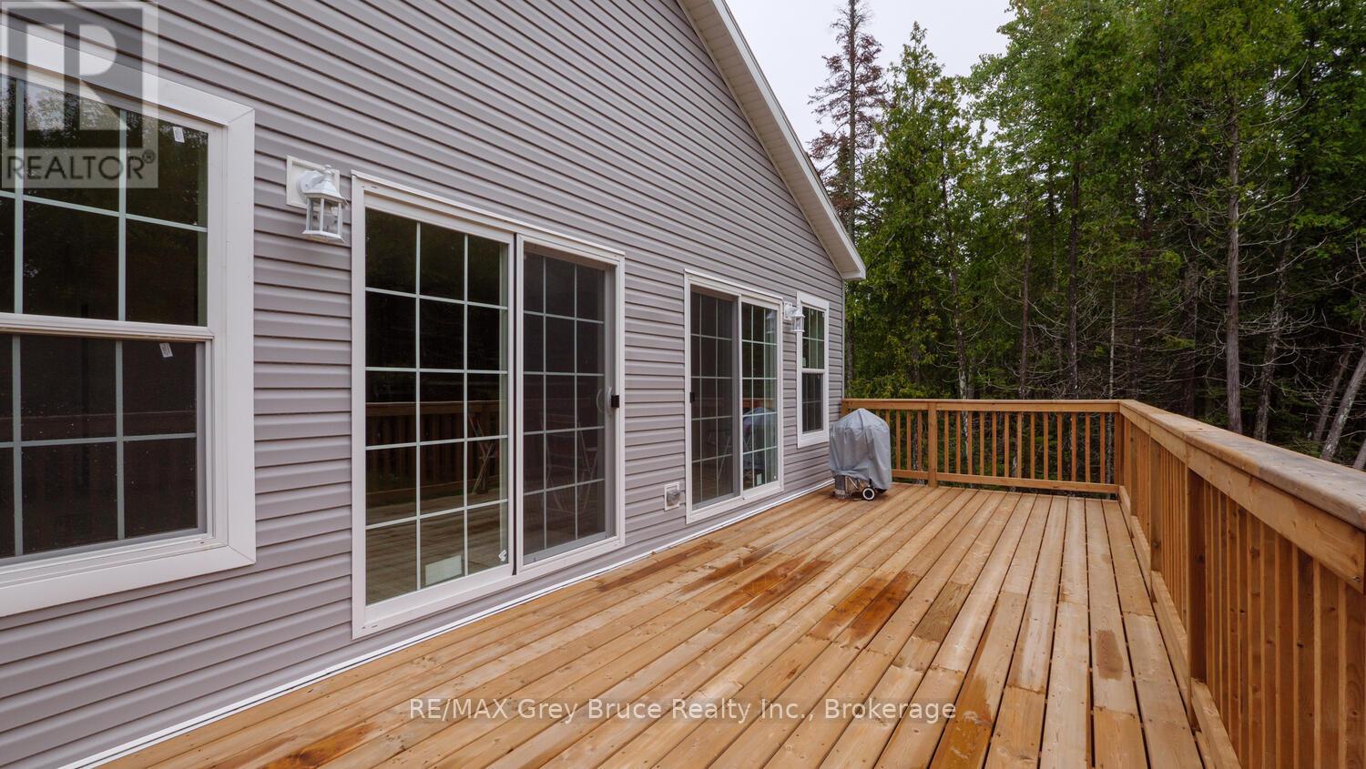147 Dorcas Bay Road, Northern Bruce Peninsula, Ontario  N0H 2R0 - Photo 25 - X12040063