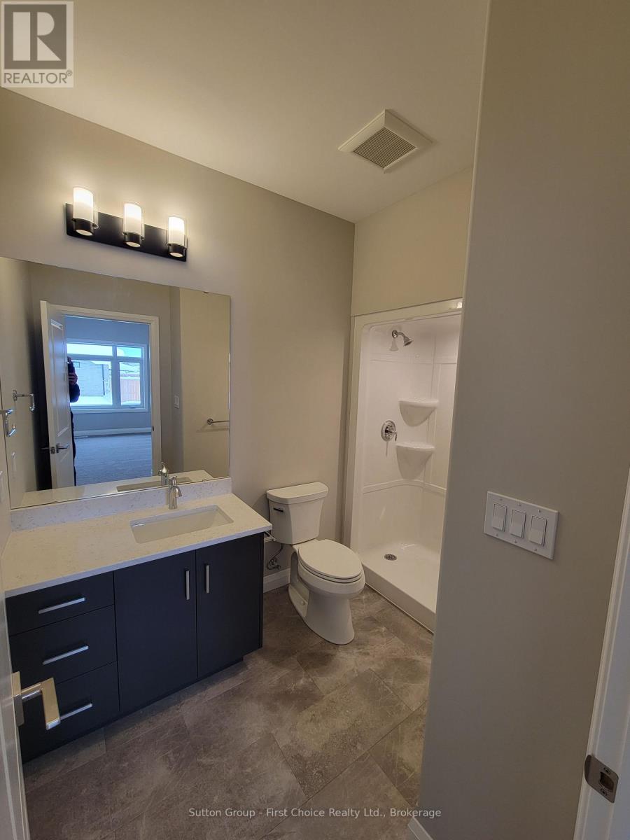 119 Rowe Avenue, South Huron, Ontario  N0M 1S1 - Photo 10 - X12041447