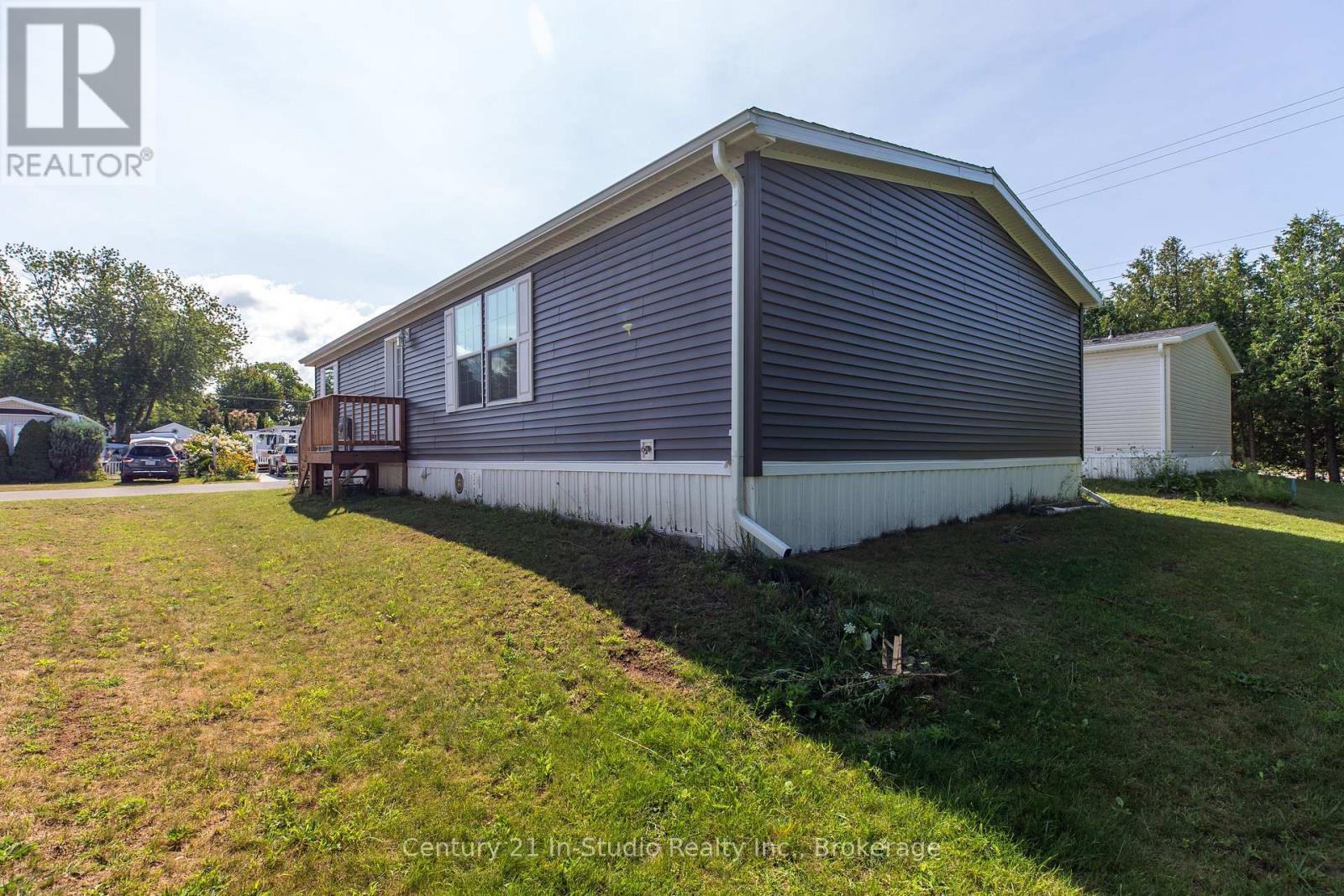 63 - 332 Concession 6, Saugeen Shores, Ontario  N0H 2C7 - Photo 23 - X12041454
