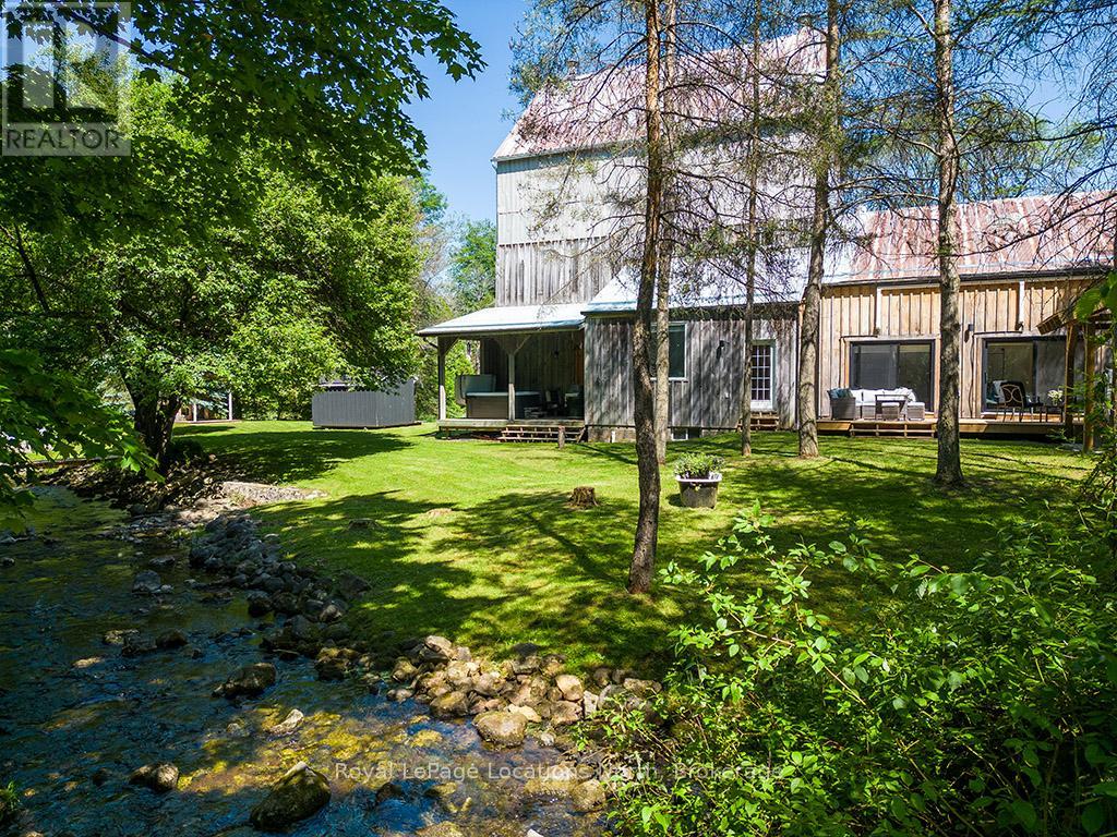 48 Durham Street, Grey Highlands, Ontario  N0C 1E0 - Photo 4 - X12041506