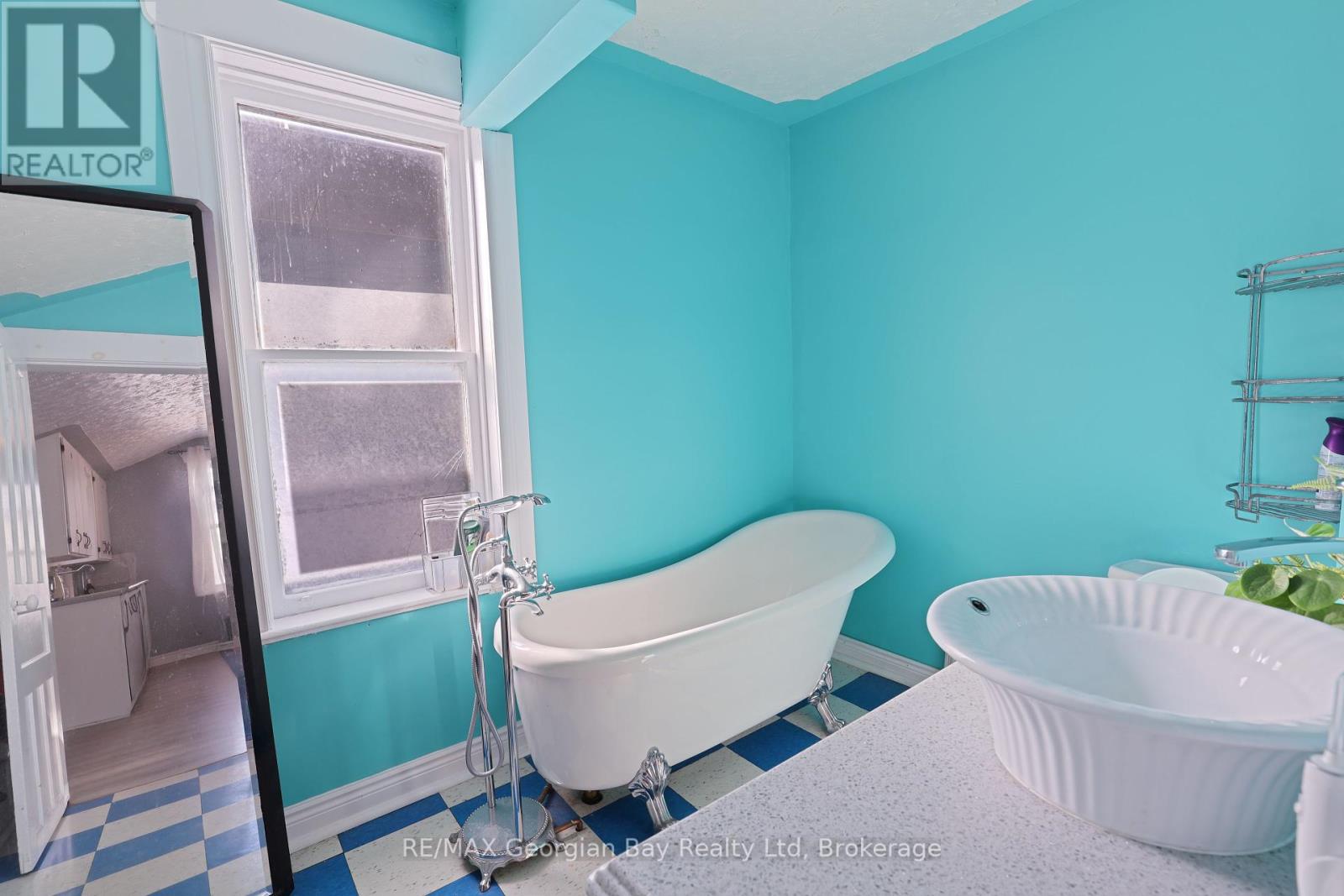 23 Maria Street, Penetanguishene, Ontario  L9M 1L5 - Photo 13 - S12042245