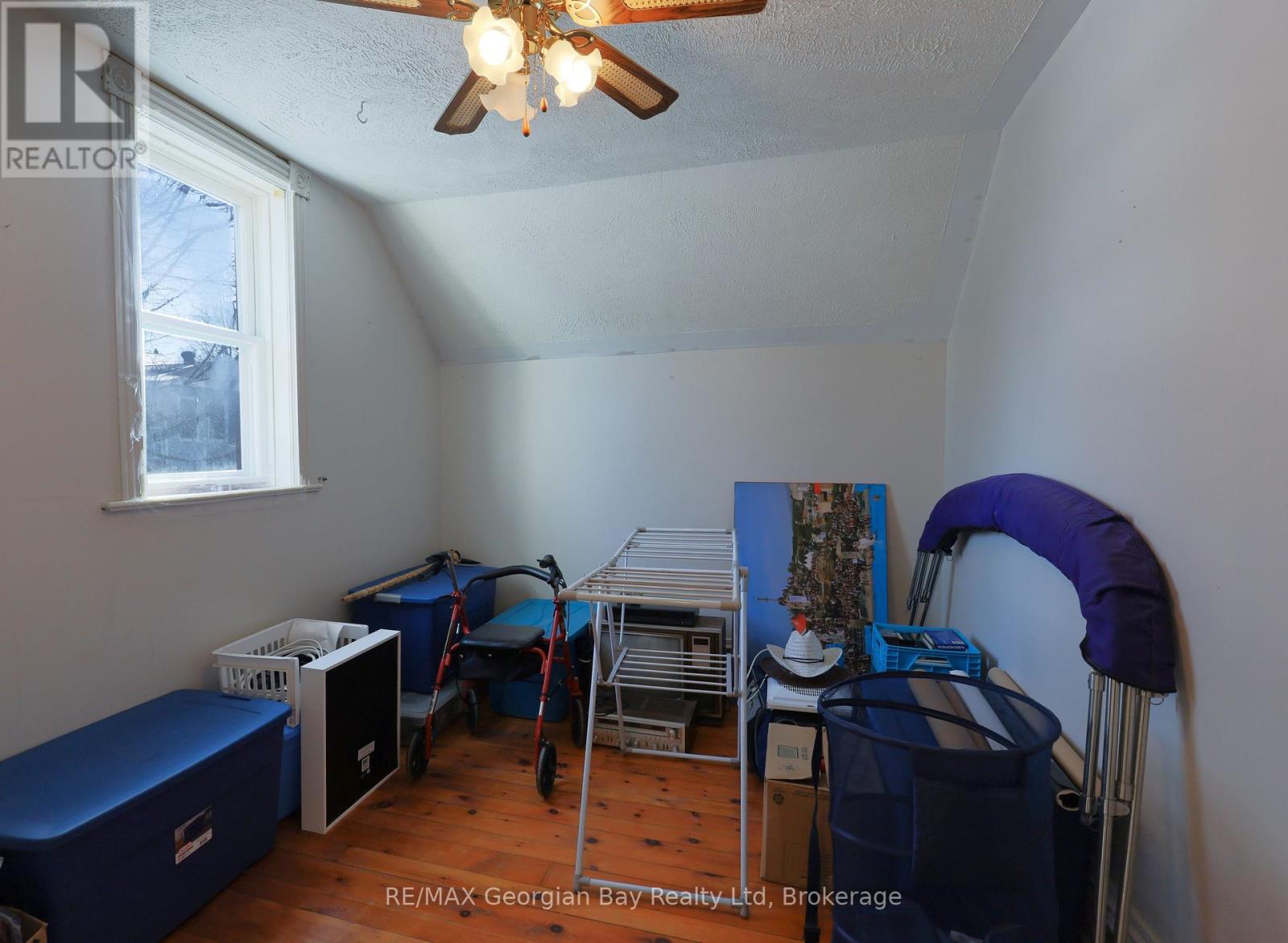 23 Maria Street, Penetanguishene, Ontario  L9M 1L5 - Photo 18 - S12042245