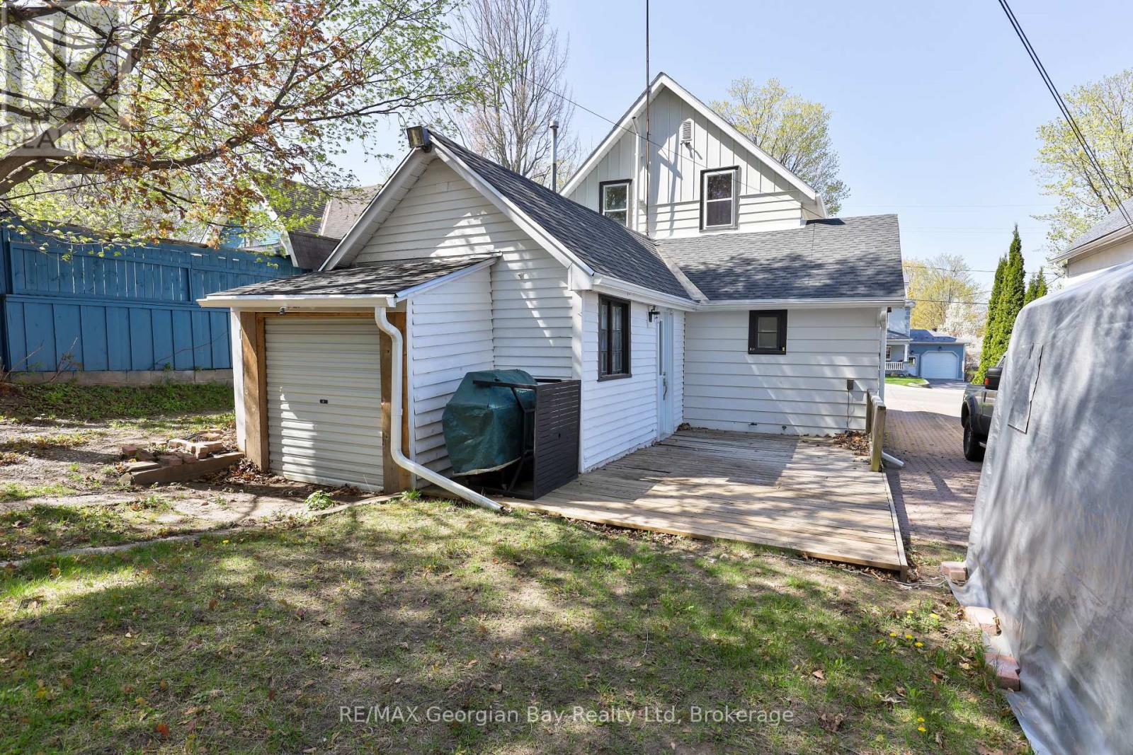 23 Maria Street, Penetanguishene, Ontario  L9M 1L5 - Photo 26 - S12042245