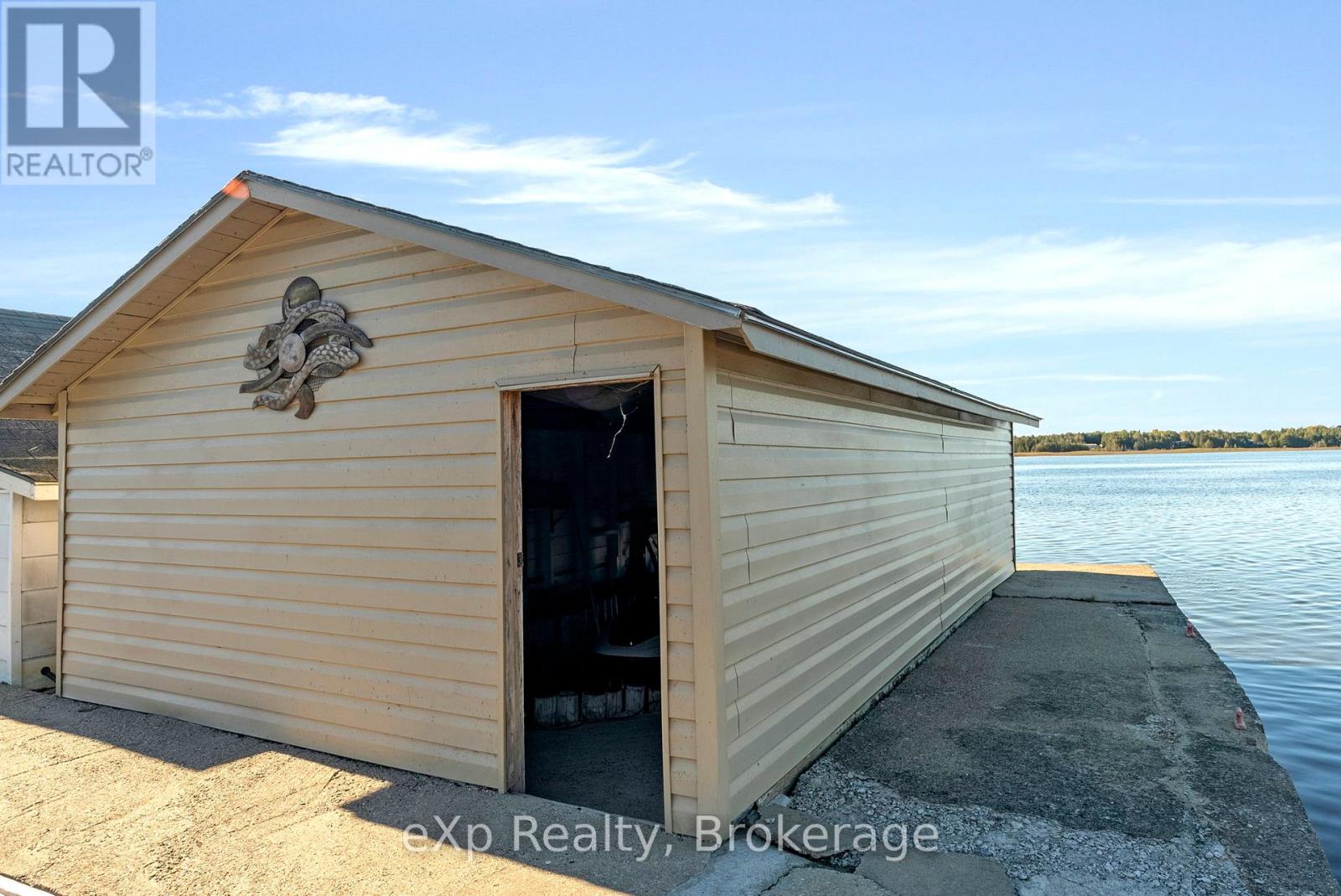 850 Pike Bay Road, Northern Bruce Peninsula, Ontario  N0H 2T0 - Photo 36 - X12044492
