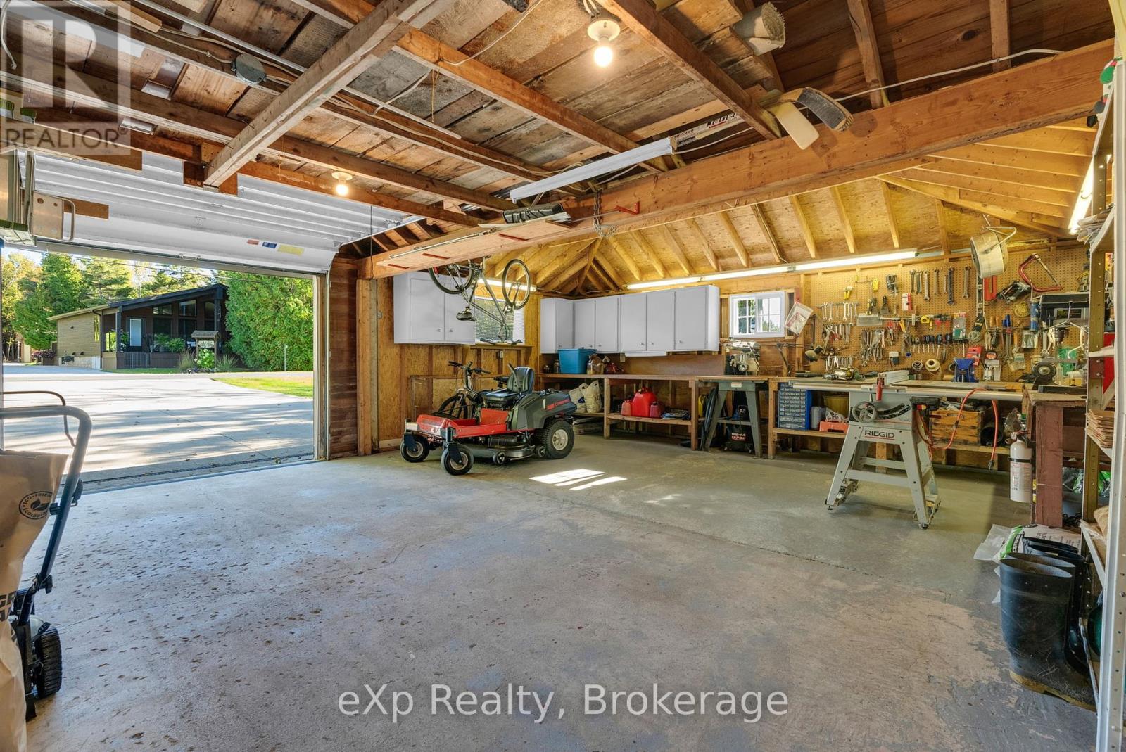 850 Pike Bay Road, Northern Bruce Peninsula, Ontario  N0H 2T0 - Photo 41 - X12044492