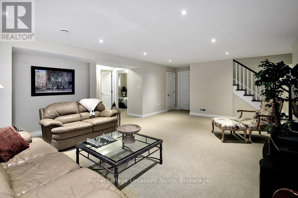 124 Landry Lane, Blue Mountains, Ontario  N0H 2P0 - Photo 24 - X12044677
