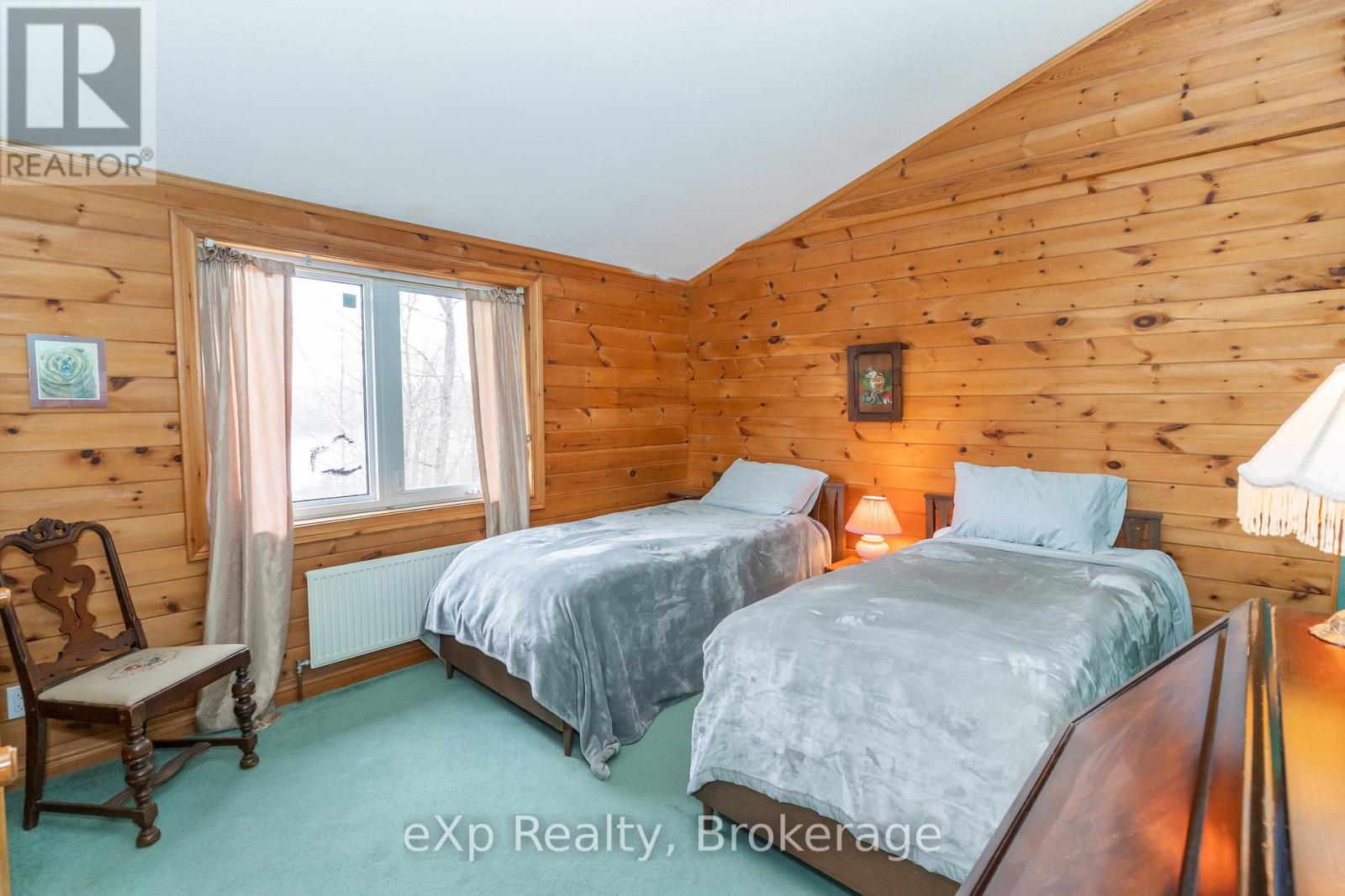 5331 Hwy 124 Highway, Magnetawan, Ontario  P0A 1P0 - Photo 21 - X12046301