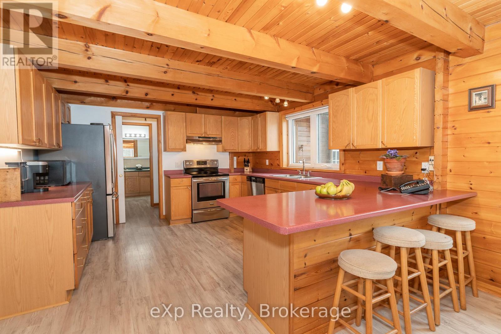 5331 Hwy 124 Highway, Magnetawan, Ontario  P0A 1P0 - Photo 4 - X12046301