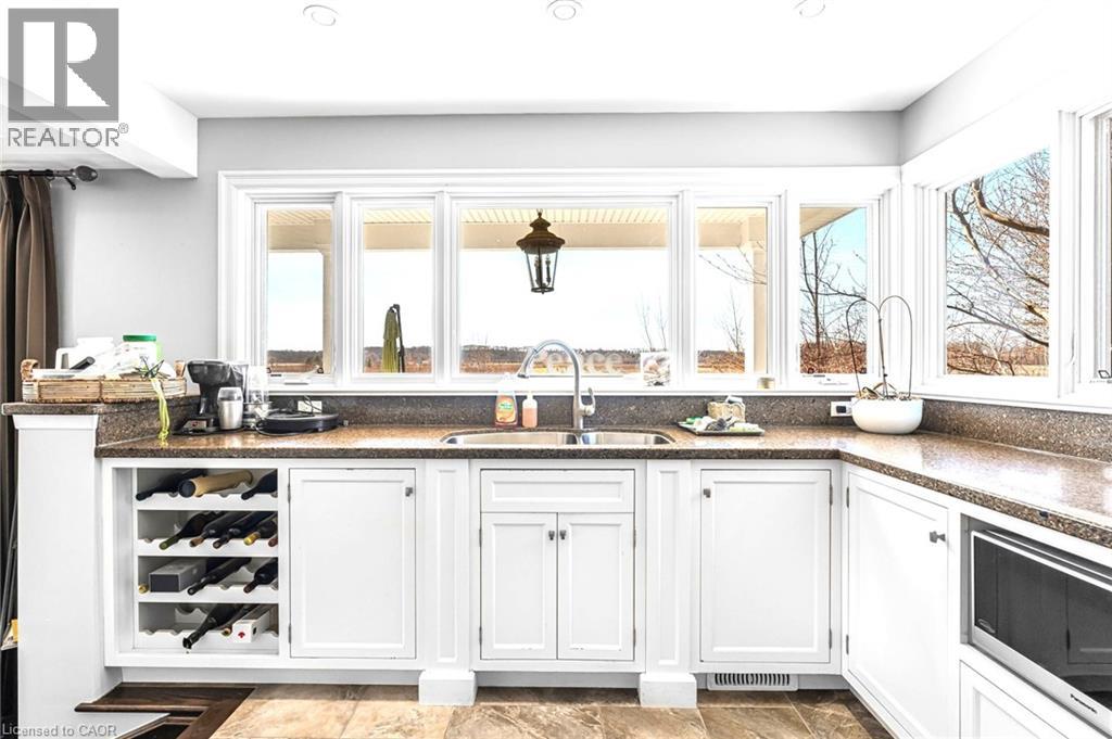 915 Queenston Road, Niagara-On-The-Lake, Ontario  L0S 1J0 - Photo 16 - 40711412