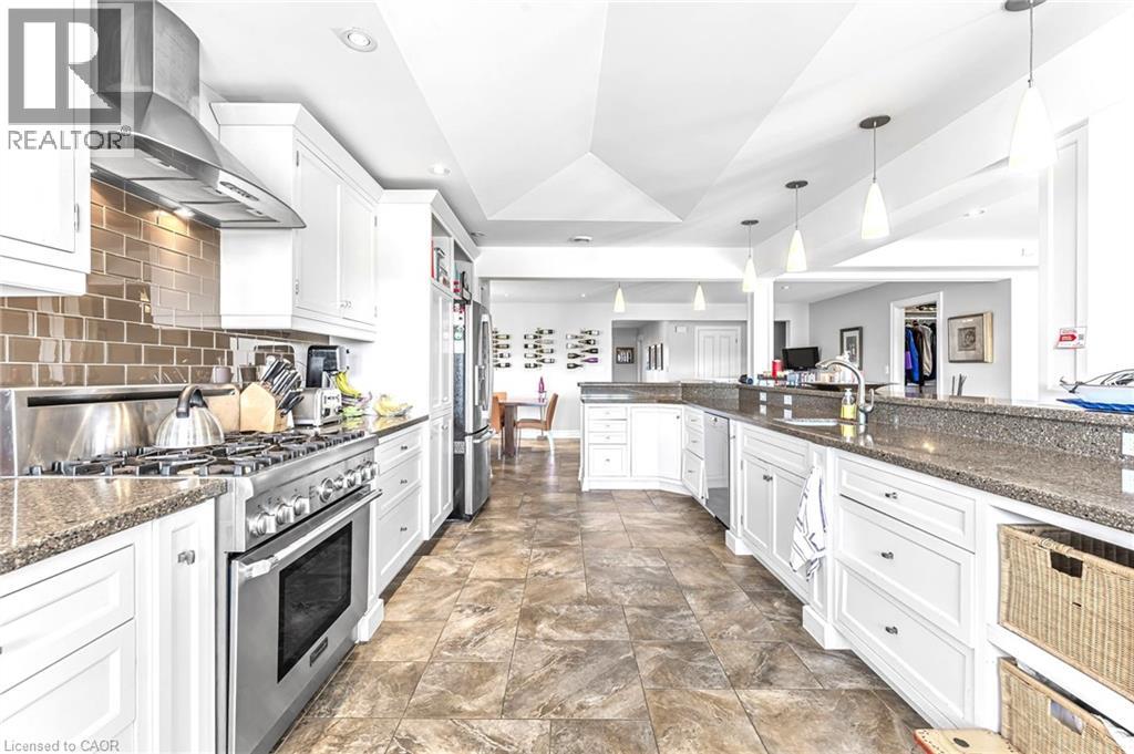 915 Queenston Road, Niagara-On-The-Lake, Ontario  L0S 1J0 - Photo 19 - 40711412