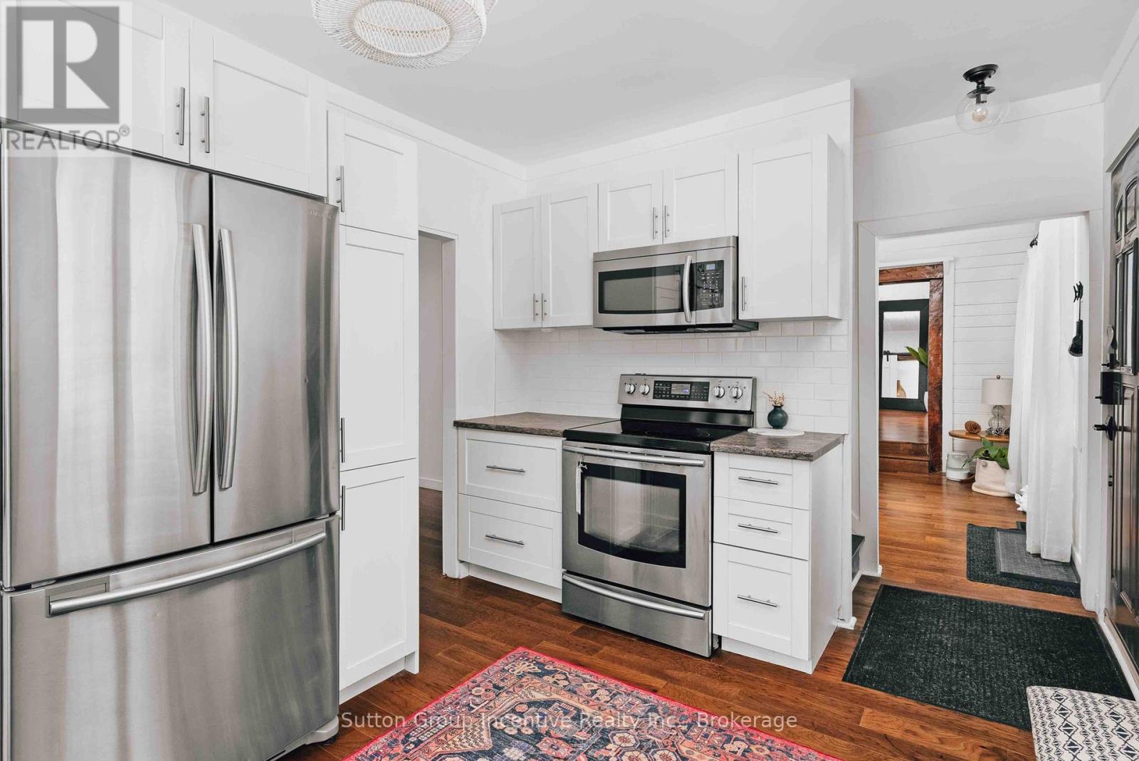 1972 Limberlost Road, Lake Of Bays, Ontario  P1H 2J6 - Photo 12 - X12049016