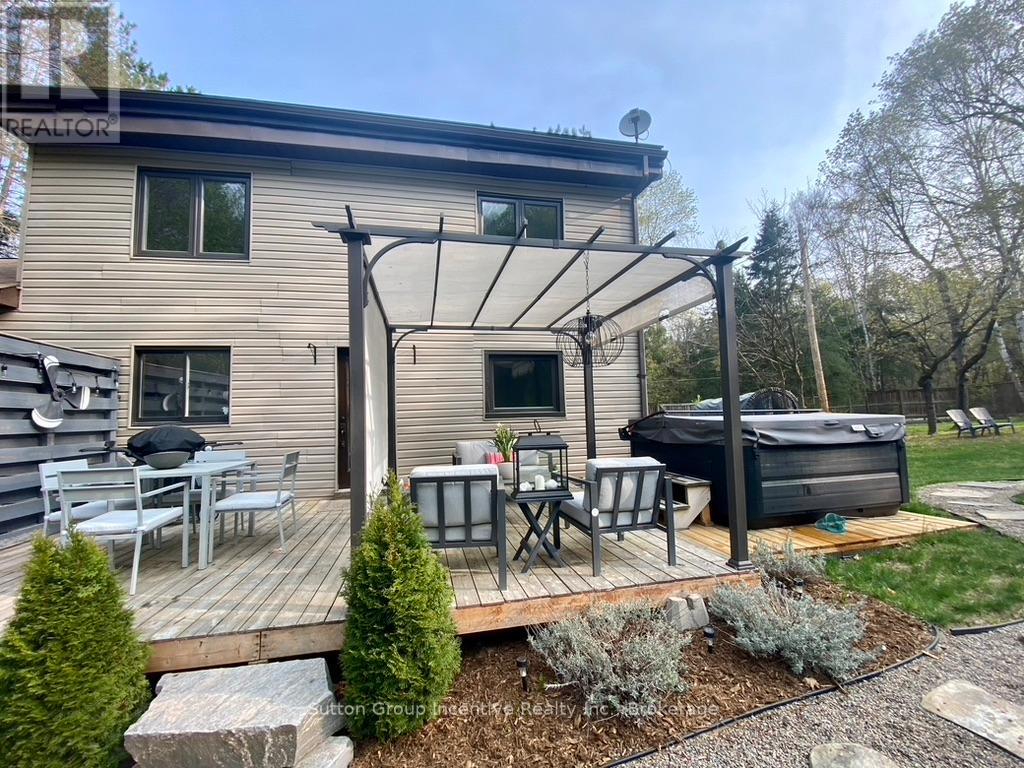 1972 Limberlost Road, Lake Of Bays, Ontario  P1H 2J6 - Photo 27 - X12049016