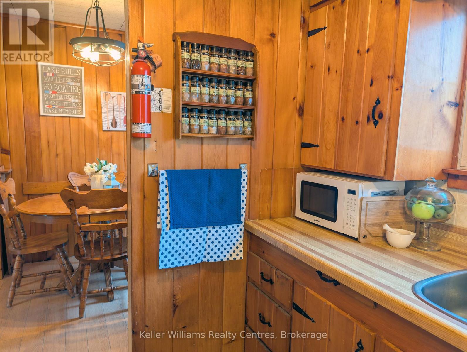 425 Huron Road, South Bruce Peninsula, Ontario  N0H 2T0 - Photo 21 - X12049402