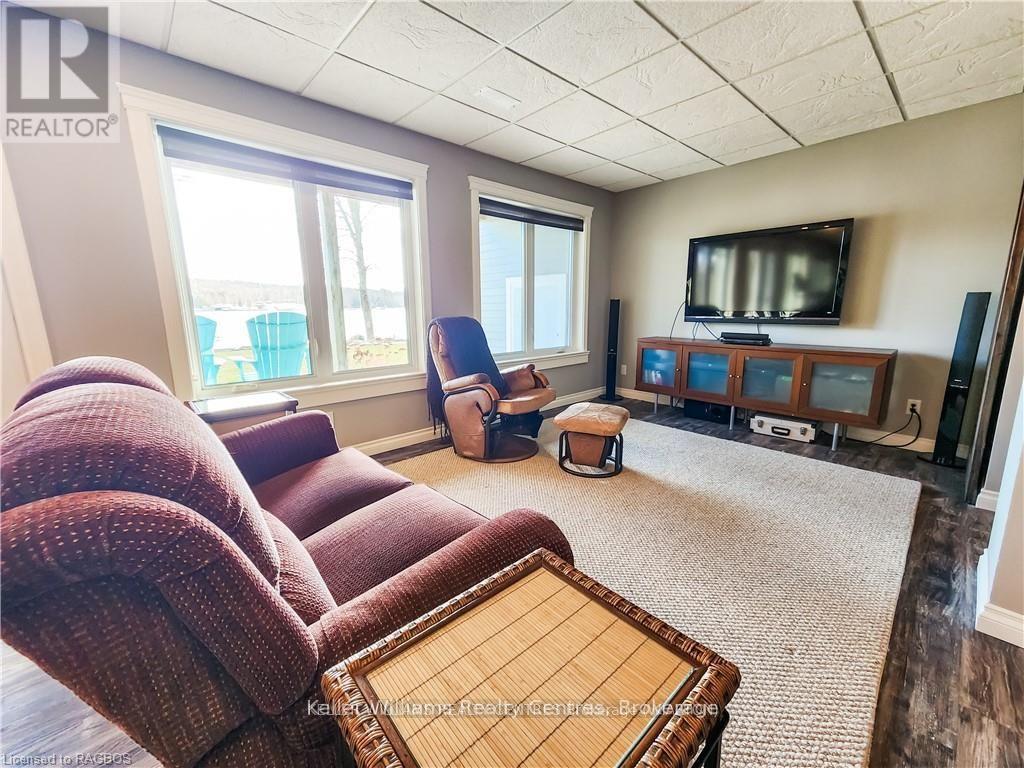 74 North Shore Road, Northern Bruce Peninsula, Ontario  N0H 1W0 - Photo 22 - X12049412