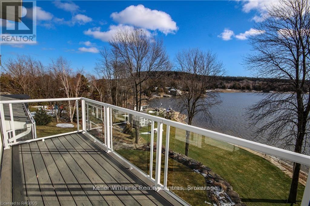 74 North Shore Road, Northern Bruce Peninsula, Ontario  N0H 1W0 - Photo 34 - X12049412