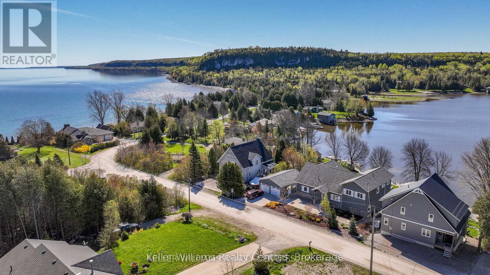 74 North Shore Road, Northern Bruce Peninsula, Ontario  N0H 1W0 - Photo 38 - X12049412