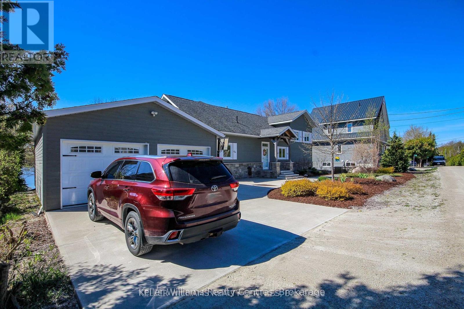 74 North Shore Road, Northern Bruce Peninsula, Ontario  N0H 1W0 - Photo 44 - X12049412