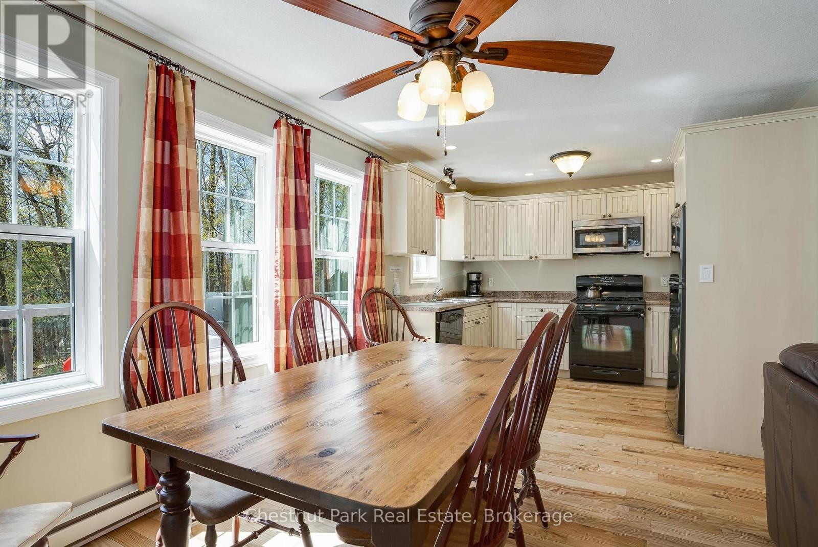 111-2 - 1052 Rat Bay Road, Lake Of Bays, Ontario  P0A 1H0 - Photo 10 - X12053068