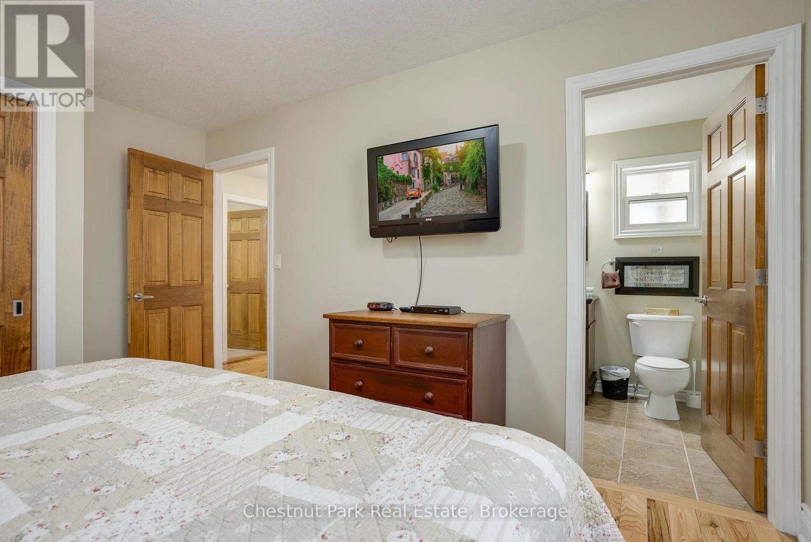 111-2 - 1052 Rat Bay Road, Lake Of Bays, Ontario  P0A 1H0 - Photo 18 - X12053068