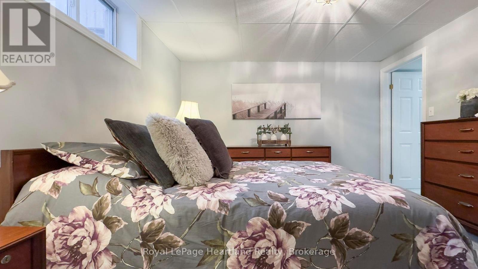243 Martha Street, Goderich, Ontario  N7A 3B4 - Photo 33 - X12053466