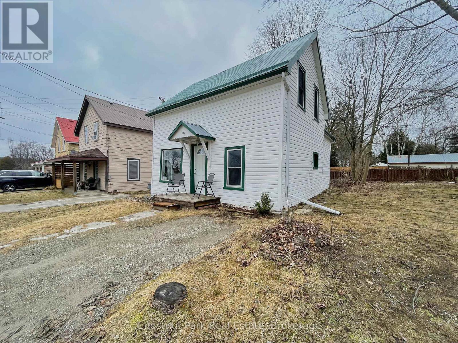 529 Claude Street, South Bruce Peninsula, Ontario  N0H 2T0 - Photo 18 - X12053545