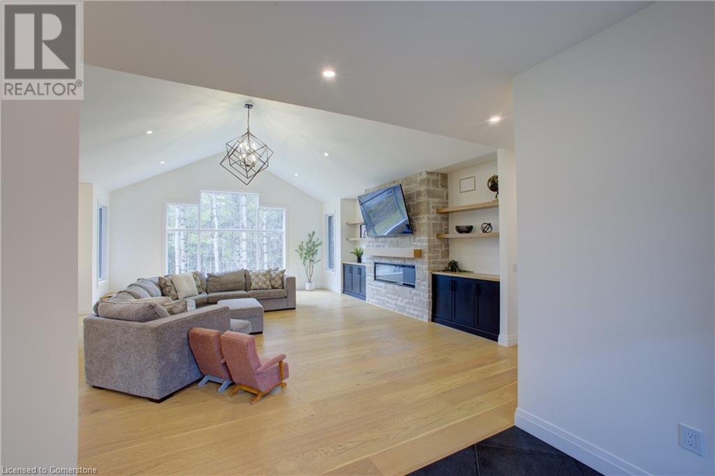 9573 O'dwyers Road, Mount Forest, Ontario  N0G 2L0 - Photo 6 - 40710918