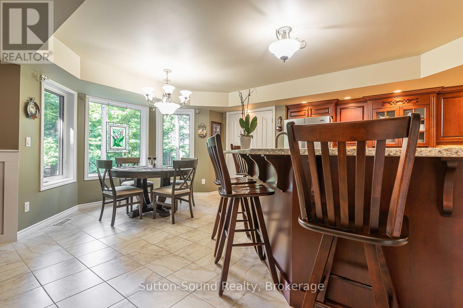 124 Golden Pond Drive, South Bruce Peninsula, Ontario  N0H 2T0 - Photo 11 - X12054463