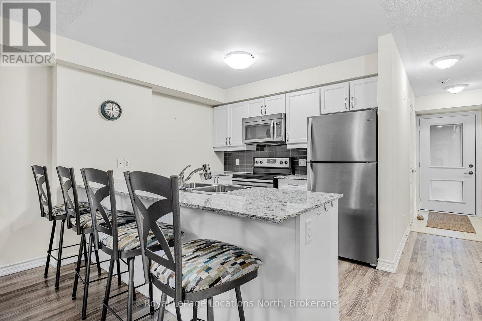 104 - 4 Anchorage Crescent, Collingwood, Ontario  L9Y 0Y6 - Photo 2 - S12054961
