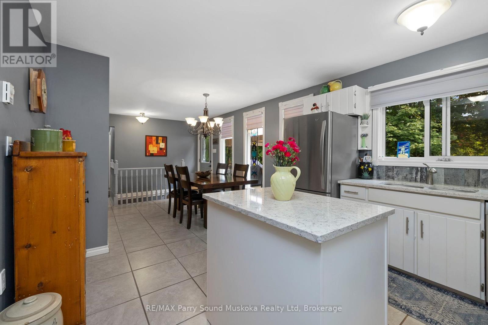 99 Bayview Drive, Carling, Ontario  P0G 1G0 - Photo 14 - X12055708
