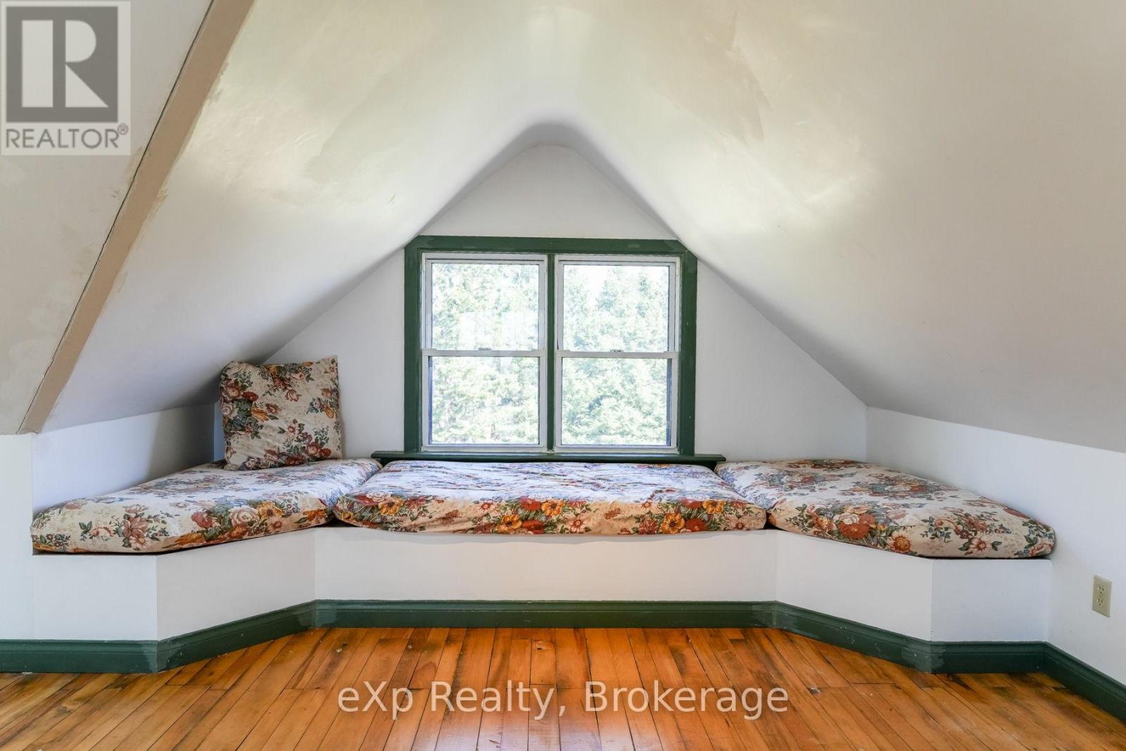 845064 Deviation Road, Grey Highlands, Ontario  N4L 1W5 - Photo 36 - X12055842