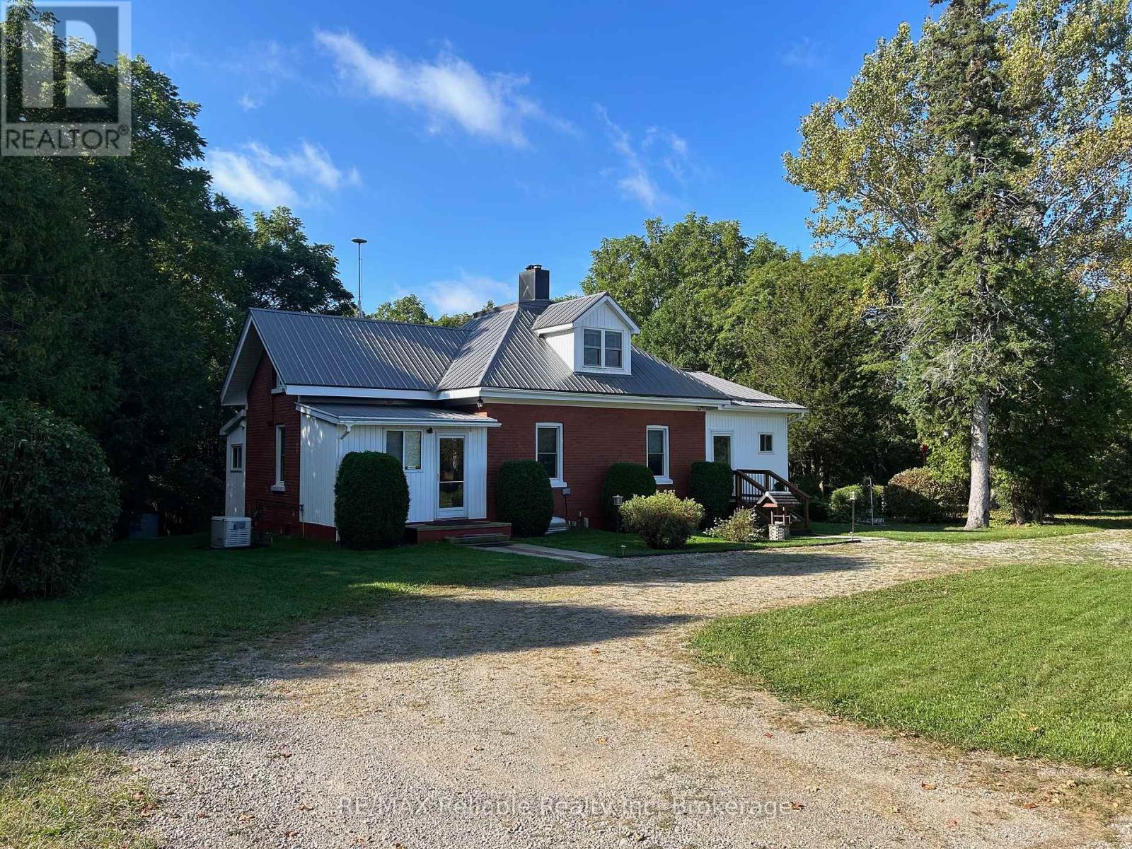79198 Porters Hill Line, Central Huron, Ontario  N7A 3X8 - Photo 2 - X12056634
