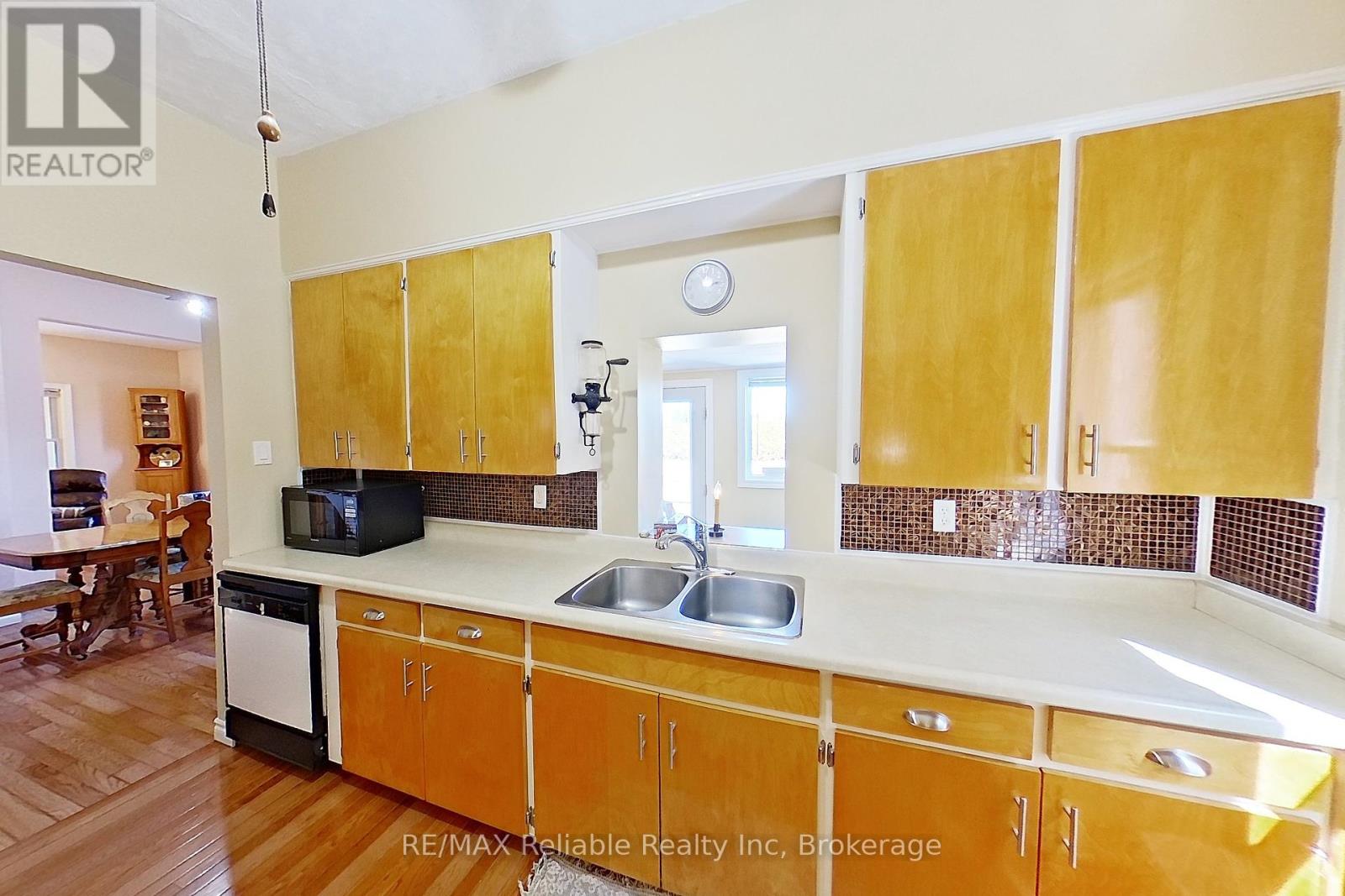 79198 Porters Hill Line, Central Huron, Ontario  N7A 3X8 - Photo 29 - X12056634
