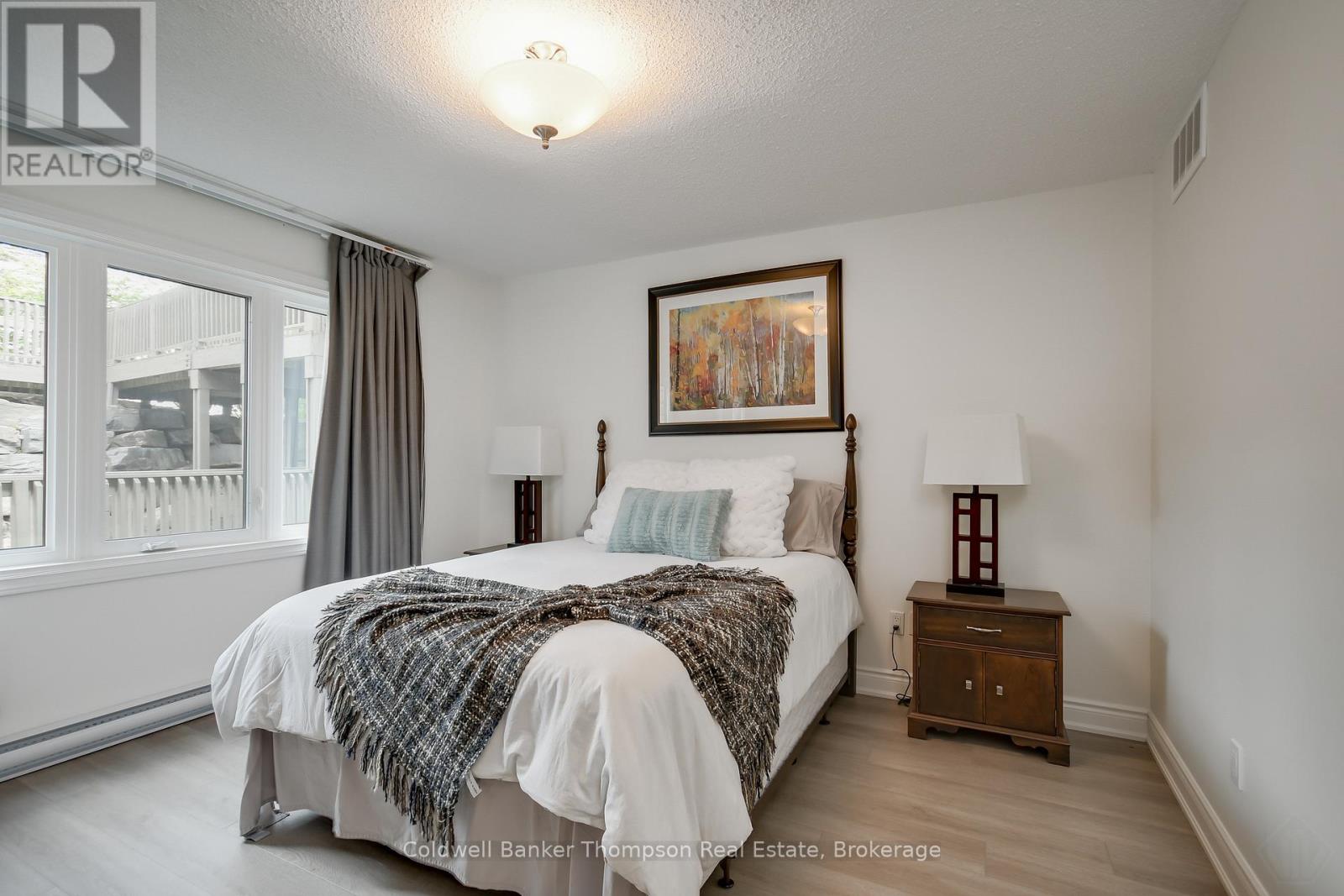 105 - 32 Deerhurst Greens Drive, Huntsville, Ontario  P1H 2E8 - Photo 15 - X12056997