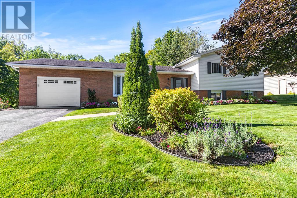 699 20TH STREET W, Owen Sound, Ontario