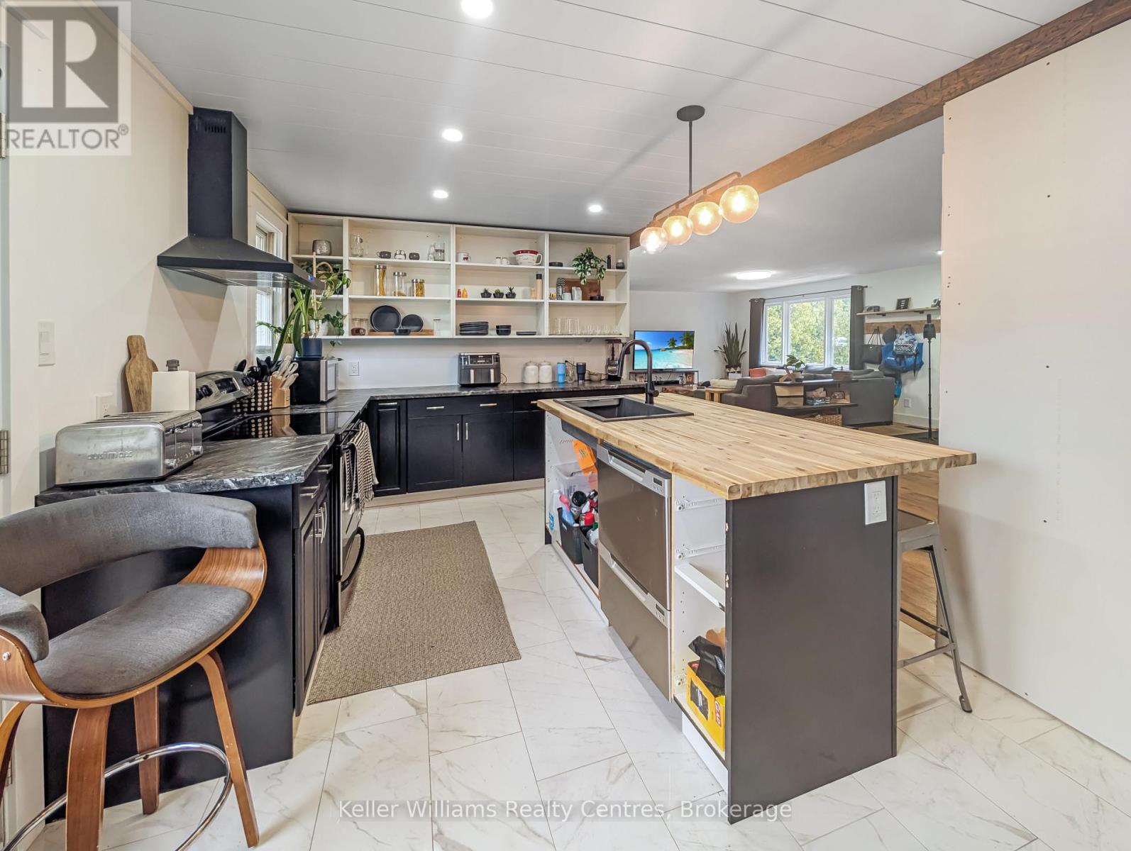 172 Bryant Street, South Bruce Peninsula, Ontario  N0H 2T0 - Photo 15 - X12058144