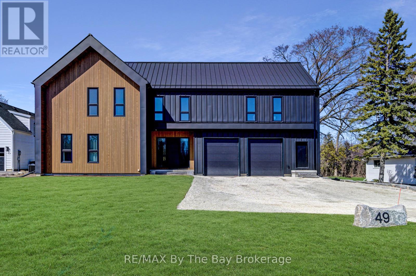 49 BROADVIEW STREET, Collingwood, Ontario