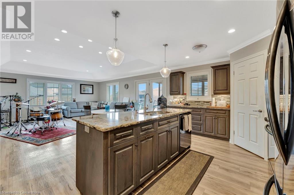 825 Reserve Avenue S, Listowel, Ontario  N4W 0B8 - Photo 5 - 40713105